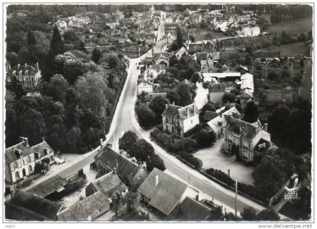 CPSM - GF - En Avion Au Dessus De Neung Sur Beuvron (L. Et C.) Le Bourg Neuf Et Le Carrefour De La Croix Verte - Neung Sur Beuvron