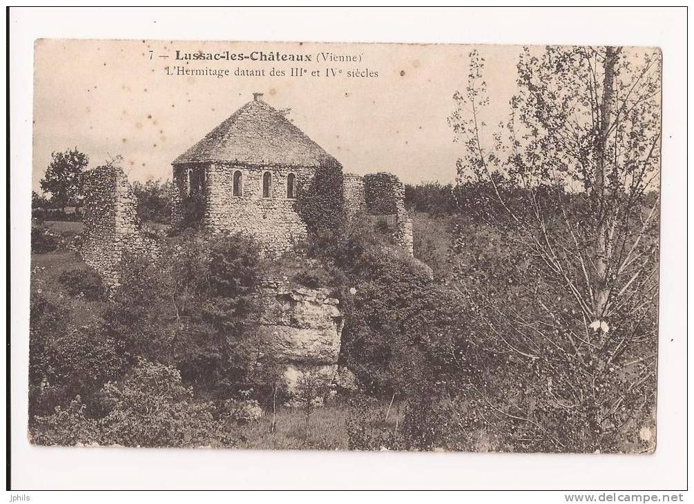 ( 86 ) LUSSAC LES CHATEAUX   L'Hermitage - Lussac Les Chateaux
