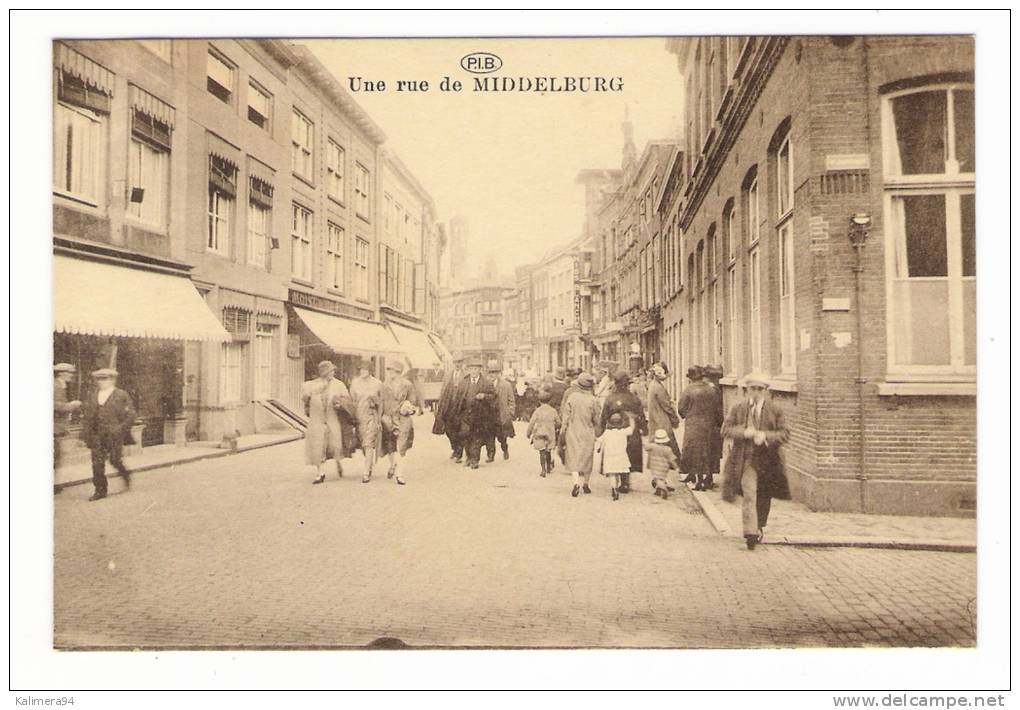 HOLLANDE  /  MIDDELBURG  /  UNE  RUE  DE  MIDDELBURG - Middelburg