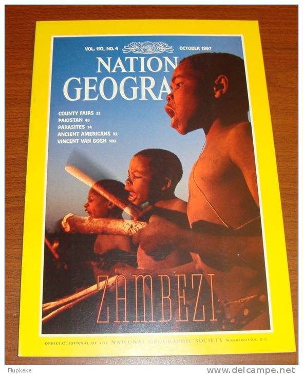 National Geographic U.S. October 1997 Zambezi County Fairs Pakistan Parasites Ancient Americans Vincent Van Gogh - Voyage/ Exploration