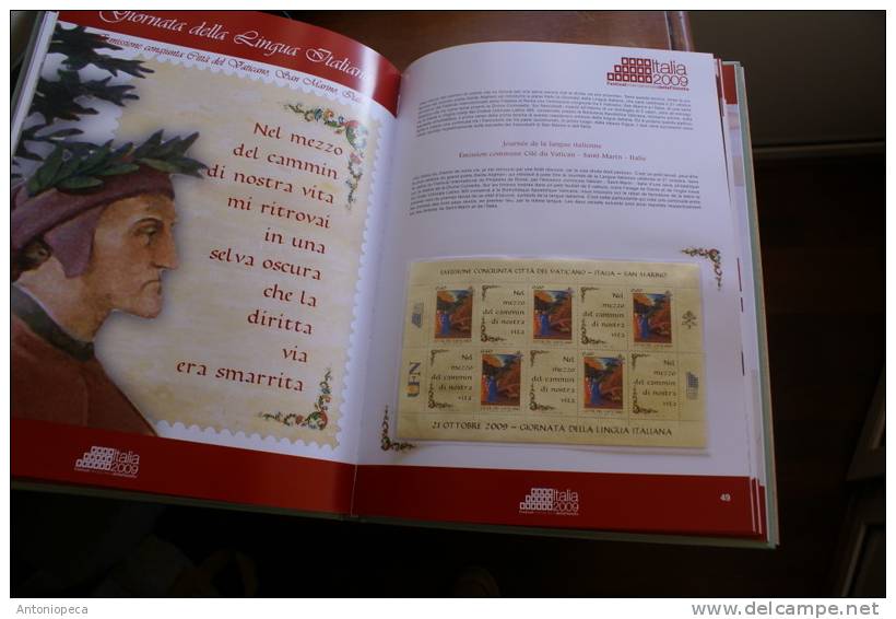 VATICAN 2009 - THE  PHILATELIC YEAR BOOK