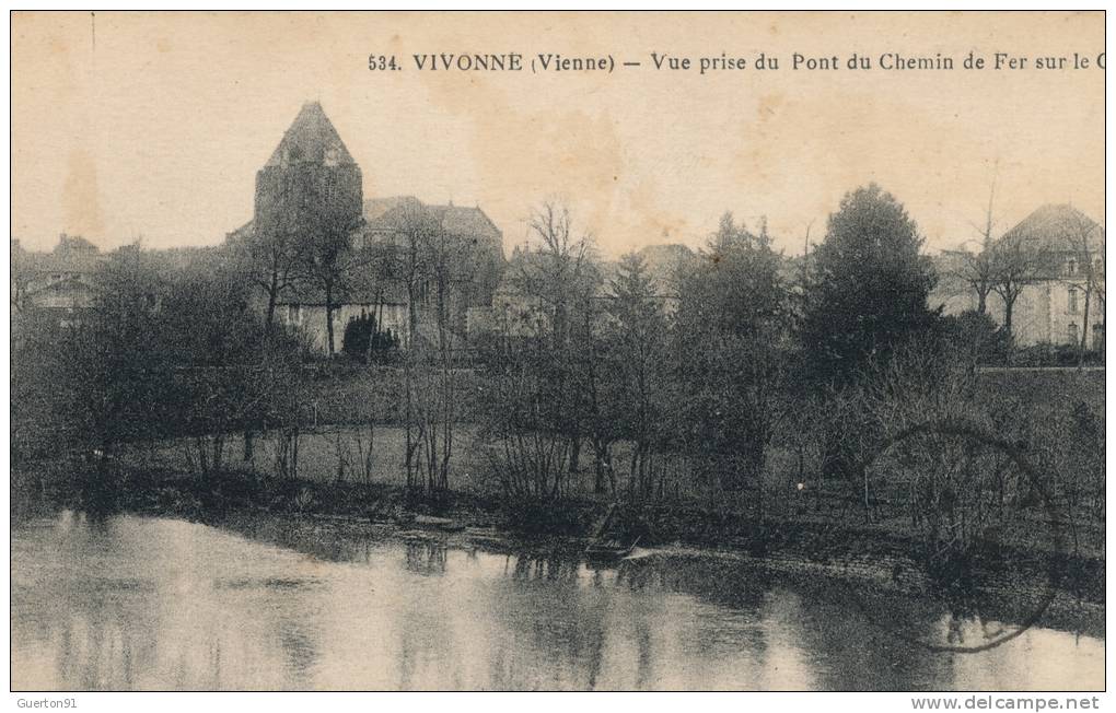 CPA  (86)  VIVONNE  /  Vue Prise Du Pont Du Chemin De Fer Sur Le CLAIN  - - Vivonne