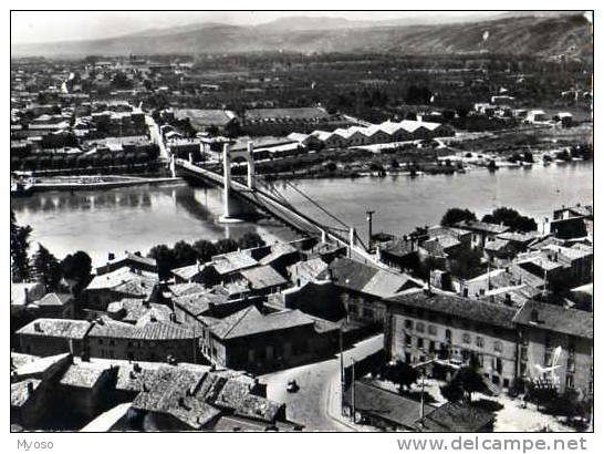 69 En Avion Au Dessus De CONDRIEU Le Port Le Pont Sur La Saone - Condrieu