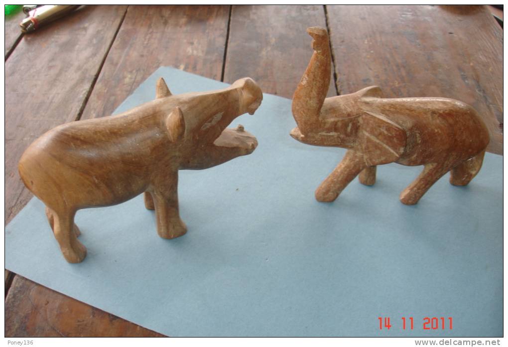 1 Lot Sculptures Bois Elephant, Rhinocéros,15X9 - Legni