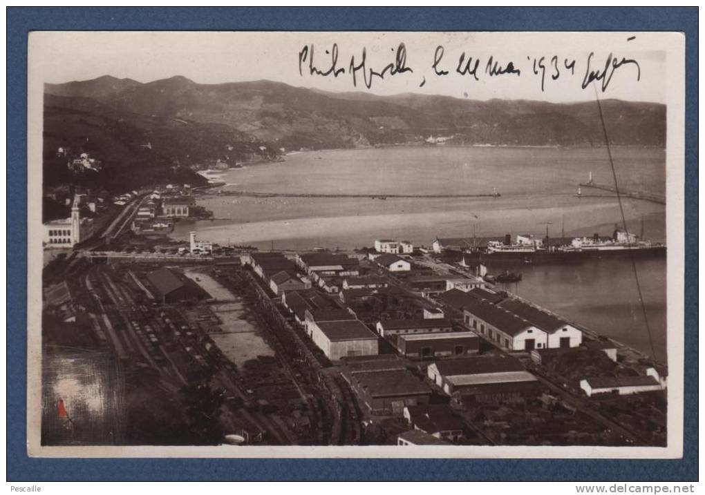 ALGERIE SKIKDA - CP PHILIPPEVILLE - LA GARE ET LES QUAIS PRIS EN AVION - COLL. DI SCALA / PHOT. COMBIER - 1934 - Skikda (Philippeville)