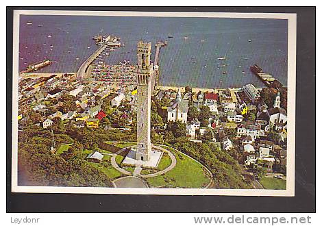 Cape Cod, Massachusetts - Provicentown With The Pilgrim Tower In The Foreground - Cape Cod