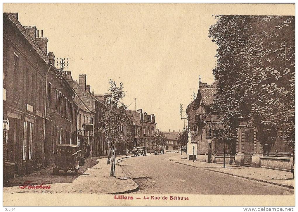 LILLERS - La Rue De Béthune - Lillers