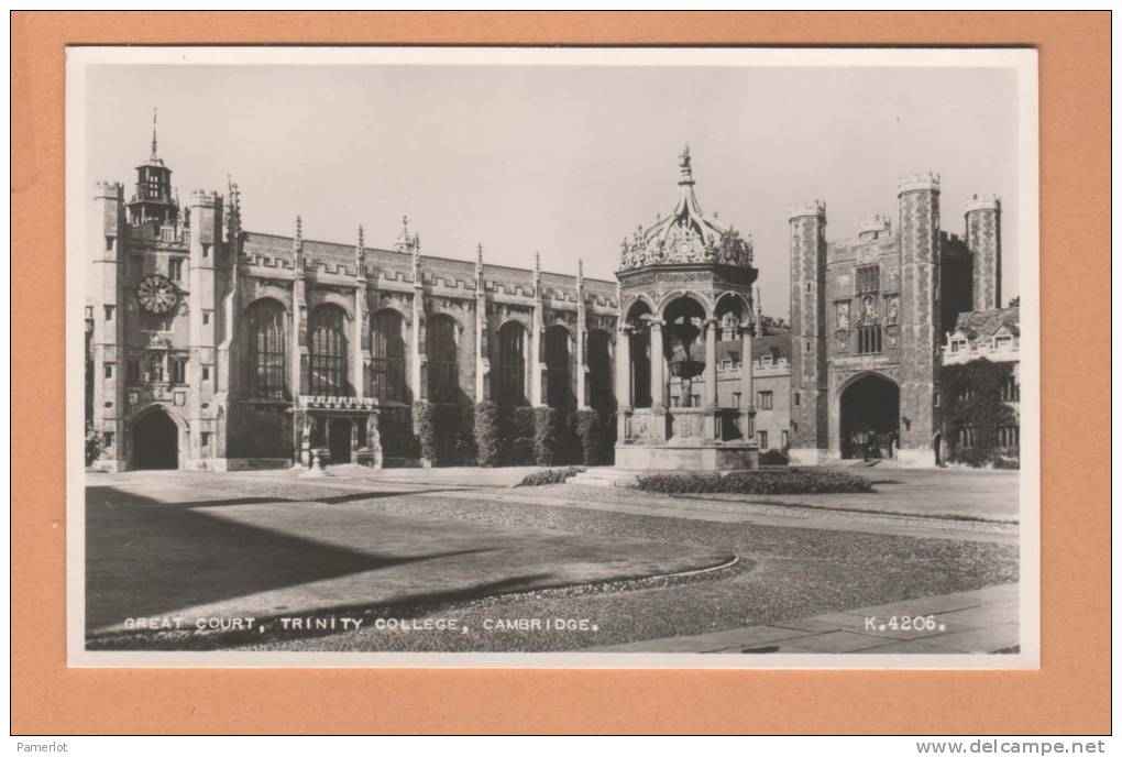 England Engleterre Cambridge (Great Court Trinity College ) Carte Photo Postale Postcard Photograph - Cambridge