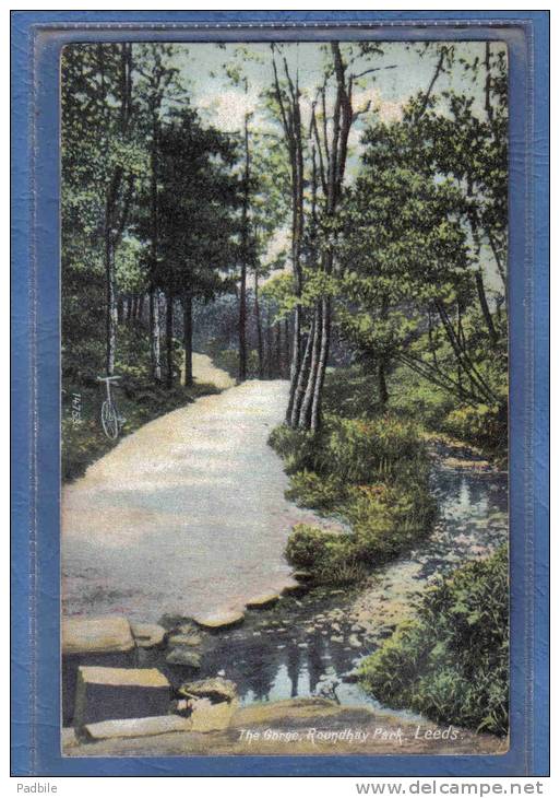 Carte Postale  Angleterre Leeds The Gorge  Roundhay Park Trés Beau Plan - Leeds