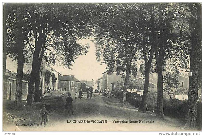 Vendée - Ref M158-la Chaize Le Vicomte -vue Prise Route Nationale   -carte Bon Etat - - La Chaize Le Vicomte
