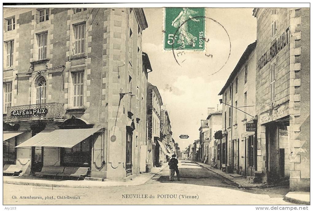 86 - Vienne _  Neuville -en-Poitou -café De La Paix - Neuville En Poitou