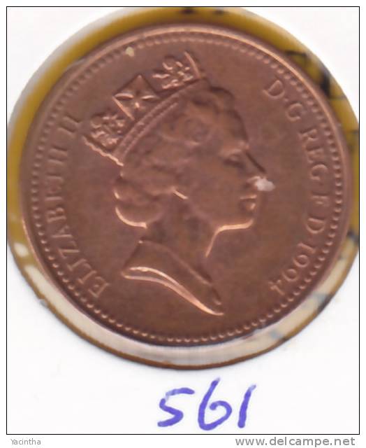 @Y@    Groot Britannie  1 Penny  2004    (561) - 1 Penny & 1 New Penny