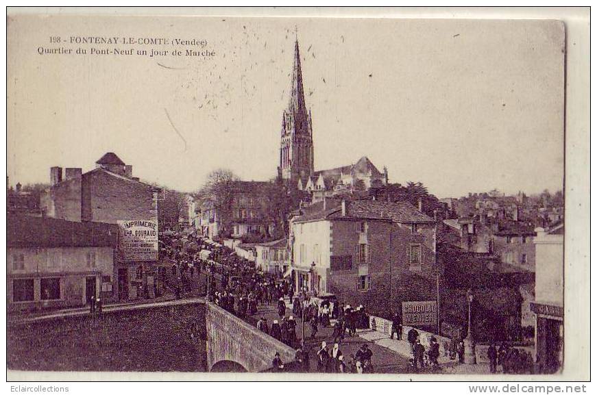 Fontenay Le Comte    Jour De Marché   Voir Scan - Fontenay Le Comte