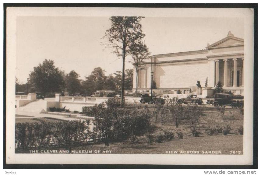 US - Ohio - The Cleveland Museum Of Art - Old Time Car - Cleveland