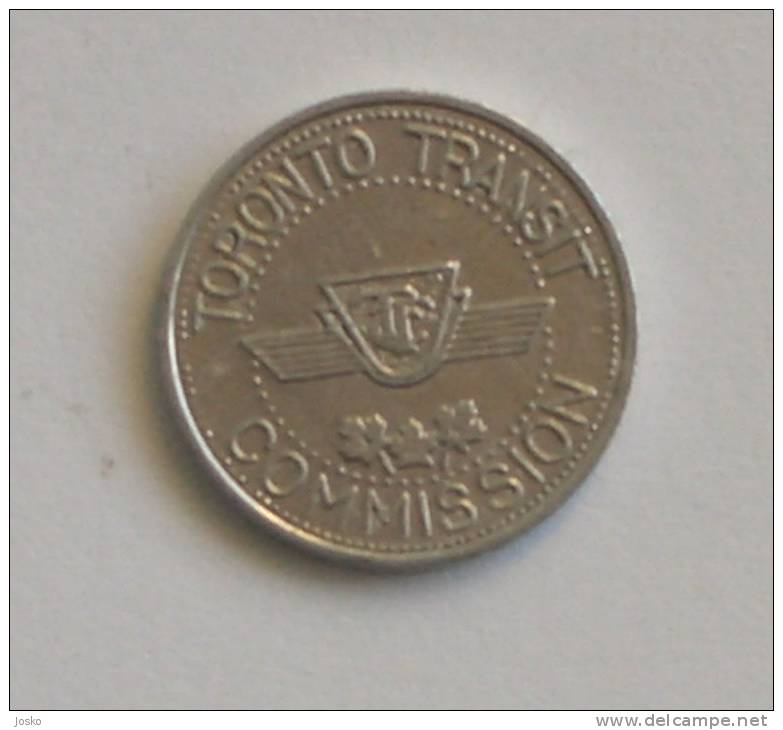 TORONTO TRANSIT COMMISSION 1954. Token ( Canada ) Public Transport Bus Autobus Streetcar Tramway Tram Jeton Gettone - Monarchia / Nobiltà