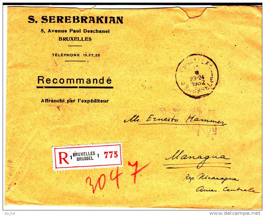 Paires N°279(2)-283(3)-286(1) BRUXELLES 1-25.II.32 S/l.RECOMMANDEE V.MANAGUA(NICARAGUA).Affr.exact 3,50.Cach.d'arr.TB - Covers & Documents