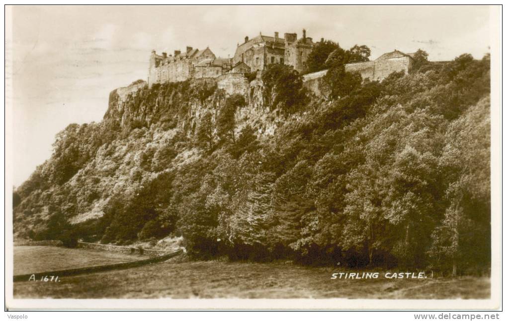 UNITED KINGDOM-SCOTLAND-STIRLING ,CASTLE-CIRCULATED-1951 - Stirlingshire