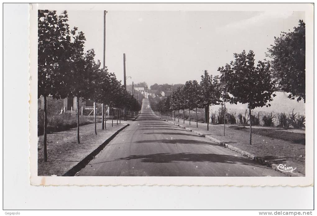 BRETIGNY Sur ORGE - Boulevard De La République - Bretigny Sur Orge