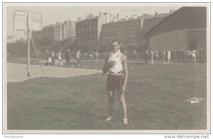 CARTE PHOTO STADE 1931 NON LEGENDEE - Atletica