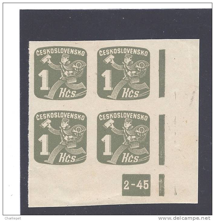 Czechoslovakia Newspaper Stamp Scott # P35 MNGH Block Of 4 With Plate # 1-hcs Delivery Boy - Francobolli Per Giornali