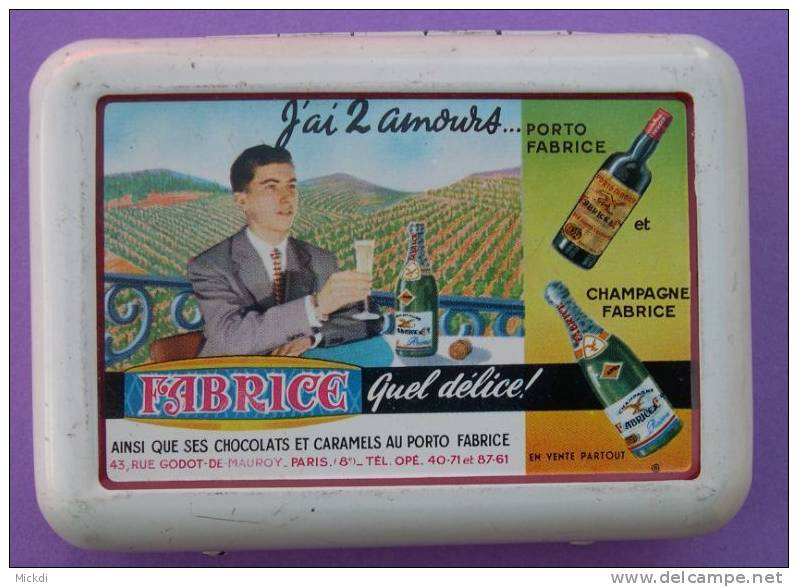 CHAMPAGNE - PORTO - FABRICE - CHOCOLAT CARAMEL - BOITE METAL AVANT 1960 - VIGNOBLE - Boxes