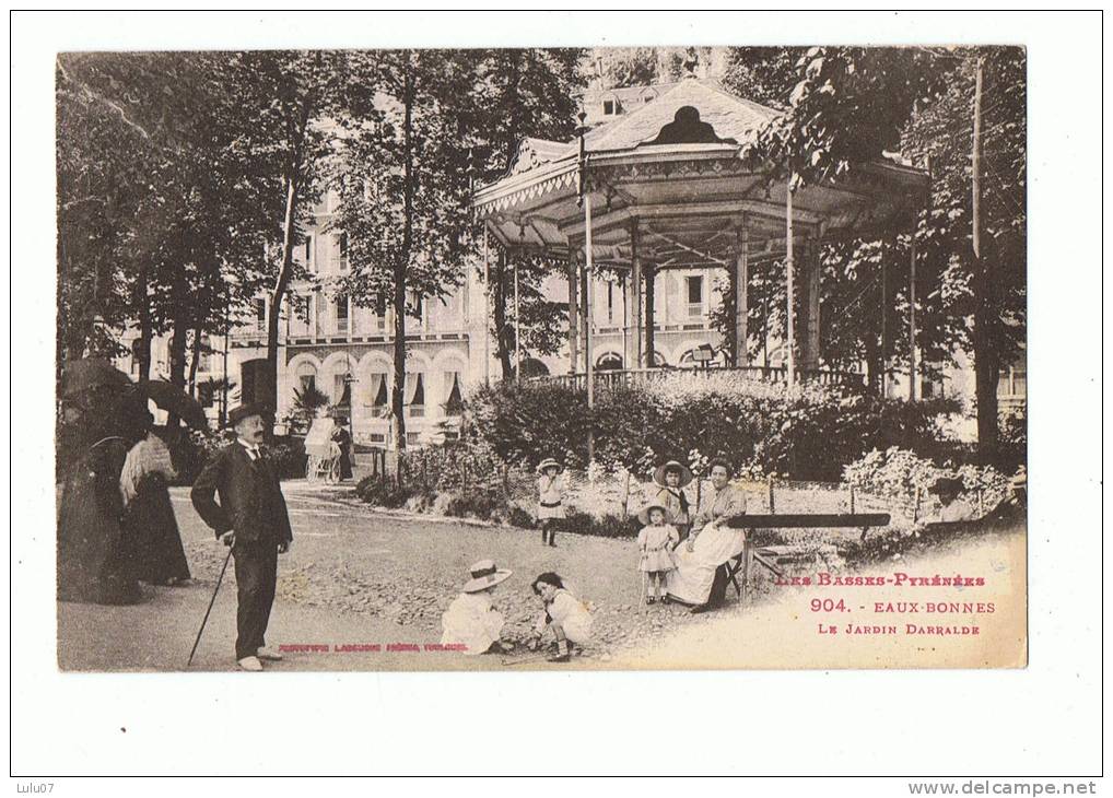 Eaux Bonnes    Kiosque à Musique       Le Jardin D'Arralde - Eaux Bonnes