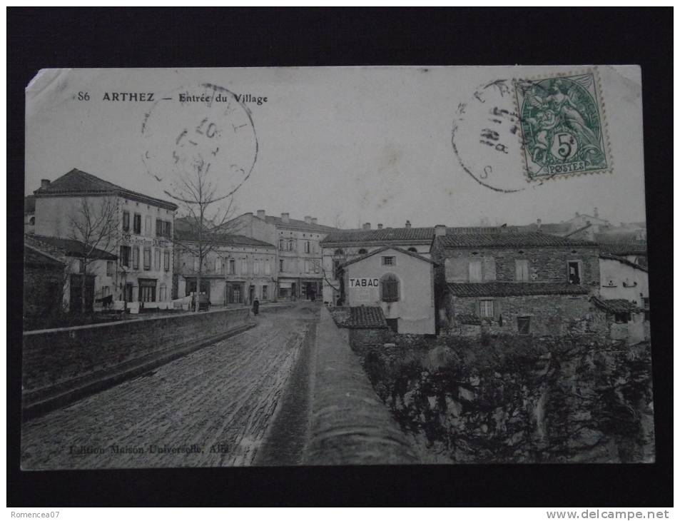 ARTHEZ (Pyrénées-Atlantiques) - Entrée Du Village - Café Calmettes - Animée - Voyagée - Manque (scans) -> Petit Prix ! - Arthez De Bearn