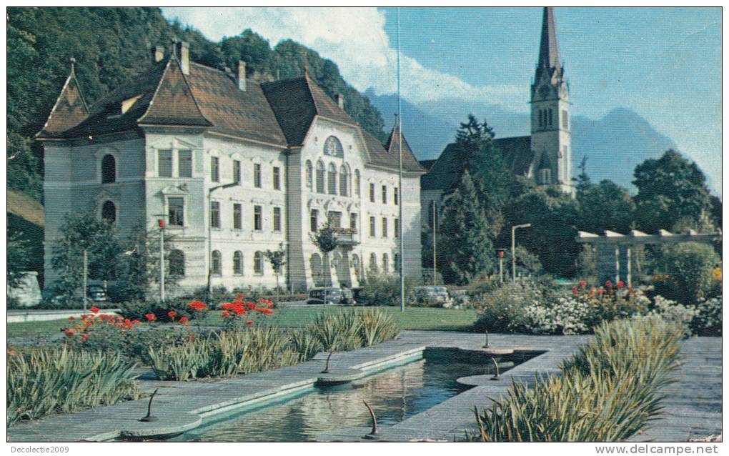 ZS32834 Lichtenstein Vaduz Regierungsgebaude Kirche Used Perfect Shape Back Scan At Request - Liechtenstein