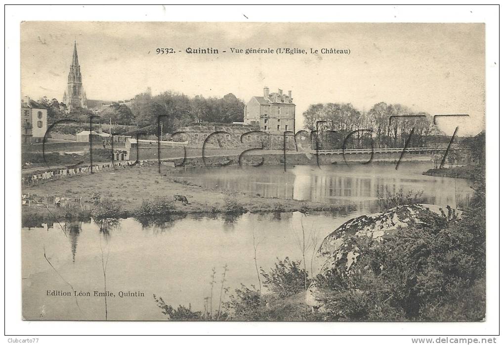 Quintin (22) : Vue Générale Sur Le Château Et L'église En 1910. - Quintin