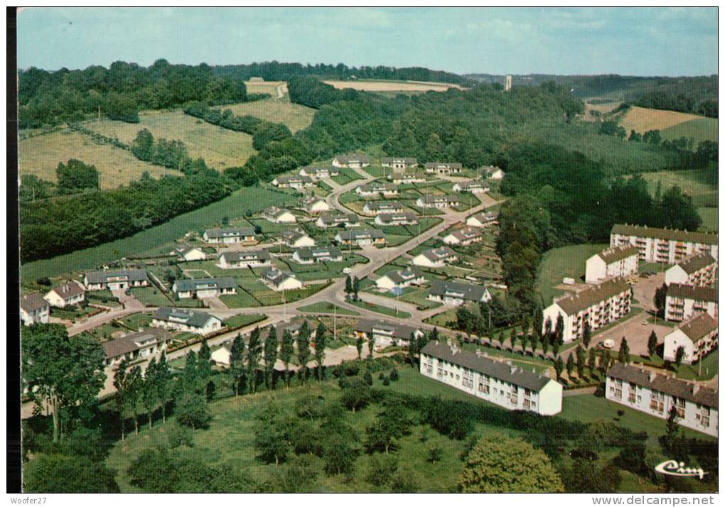 CPM   PAVILLY    Un Coin Du Village  Quartier Des Sources - Pavilly