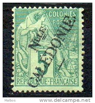 NVlle-CALEDONIE  1892 (*)  Y&T N° 24 - Sans Gomme - Without Gum - Unused Stamps