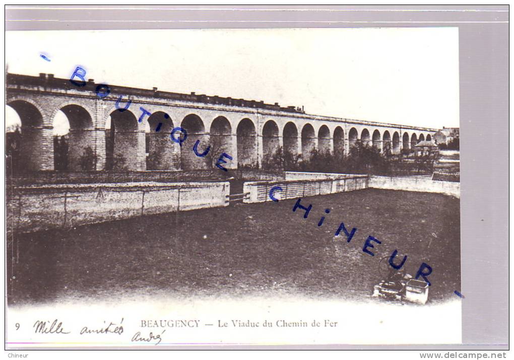 BEAUGENCY LE VIADUC PASSAGE DU TRAIN - Beaugency