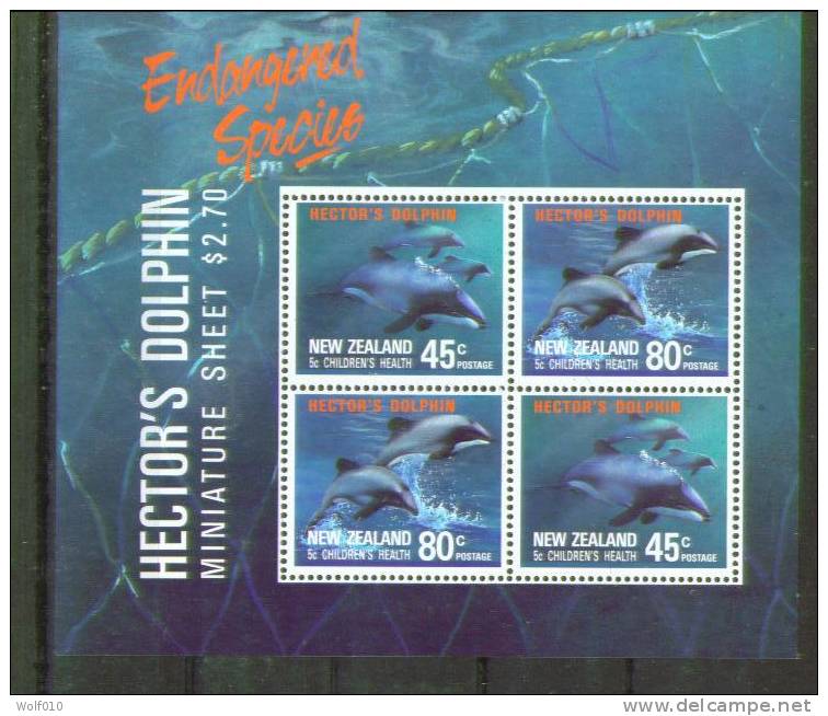 New Zealand. Hector's Dolphin. MNH Sheet Of 4. SCV = 5.75 - Dauphins