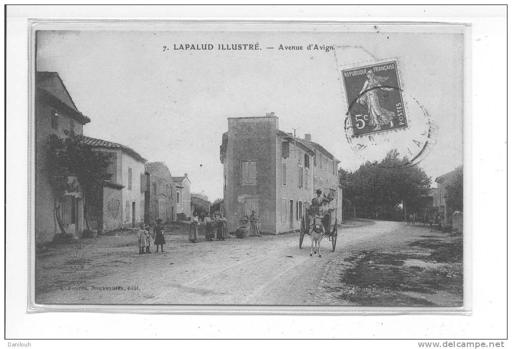 84 // LAPALUD   Avenue D' Avignon  N° 7 - Lapalud