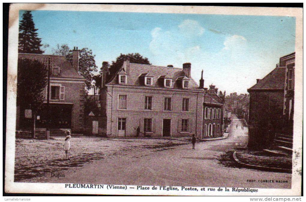 86 - PLEUMARTIN - PLACE DE L'EGLISE, POSTES ET RUE DE LA REPUBLIQUE - Pleumartin