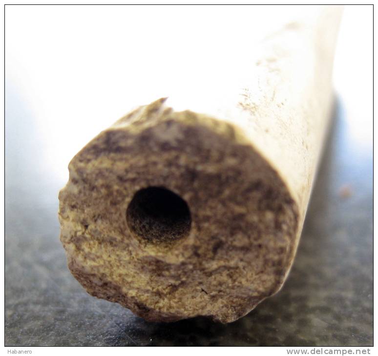 5 PIECES OF CLAY PIPES OF 17-18th CENTURY. USED AT FREDRIKSTEN FORTRESS , NORWAY - Sonstige & Ohne Zuordnung