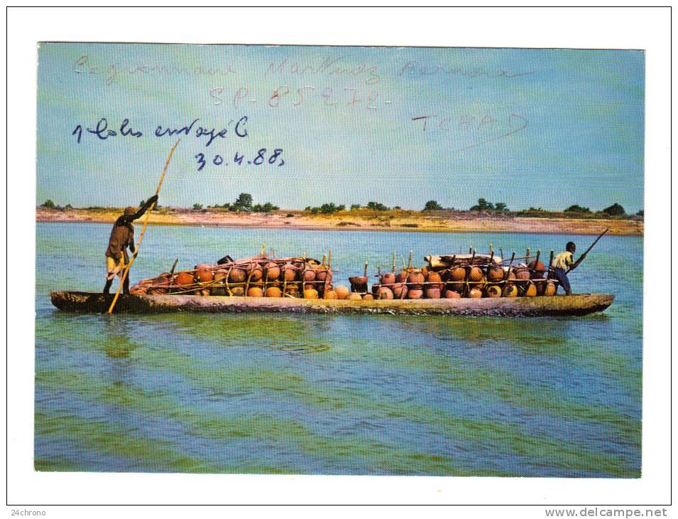 Tchad: Piroguiers Massas Sur Le Chari, Pirogue, Photo J. Gabin (12-3261) - Chad