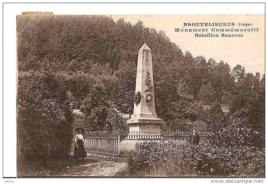 BROUVELIEURES MONUMENT COMMEMORATIF BATAILLON BOURRAS,PERSONNAGES  REF 28240 - Brouvelieures