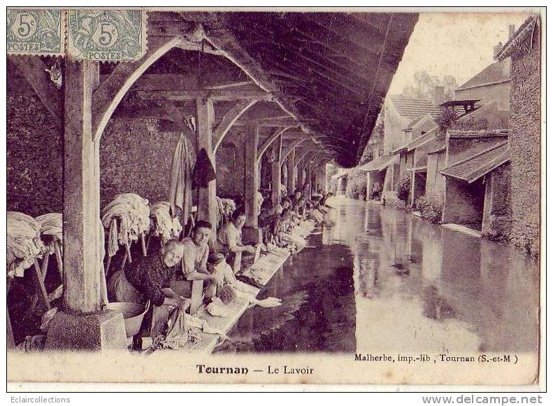 Tournan En Brie      Le Lavoir - Tournan En Brie