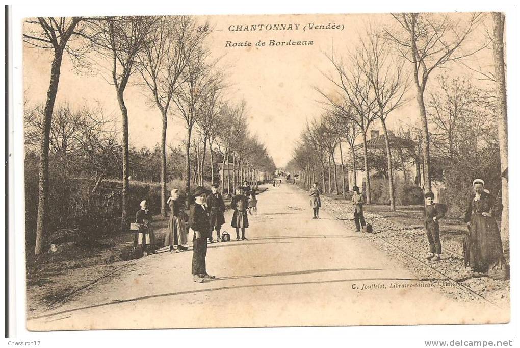 85 - CHANTONNAY -  Route De Bordeaux  - Belle Animation - Chantonnay