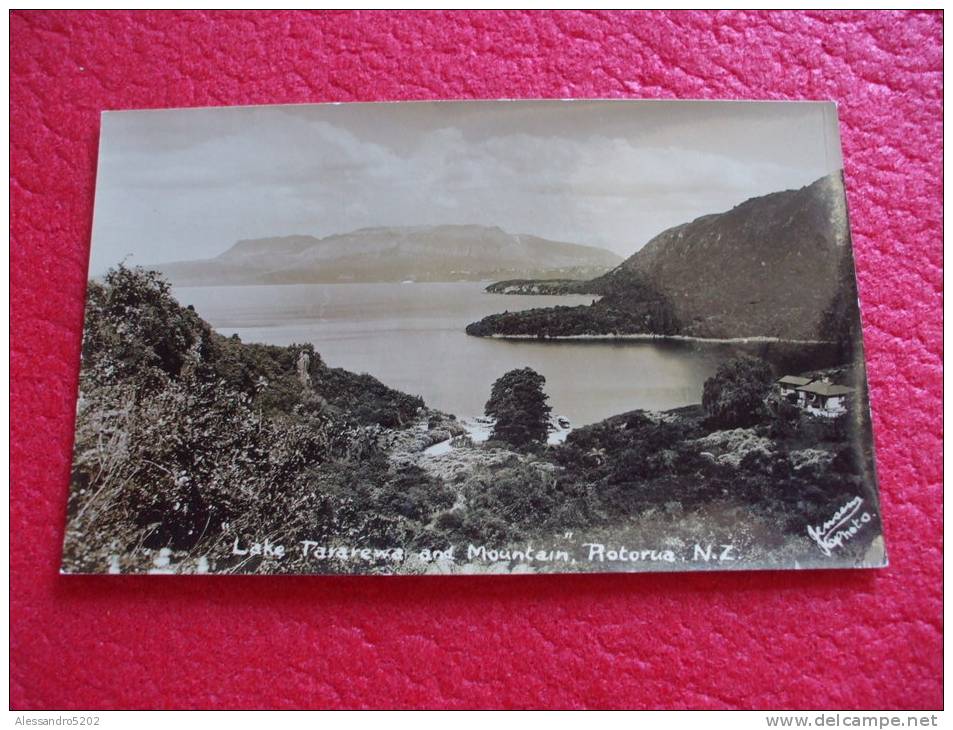 New Zealand , Rotorua -  Lake Tararewa And Mountain By Jensens - Nieuw-Zeeland