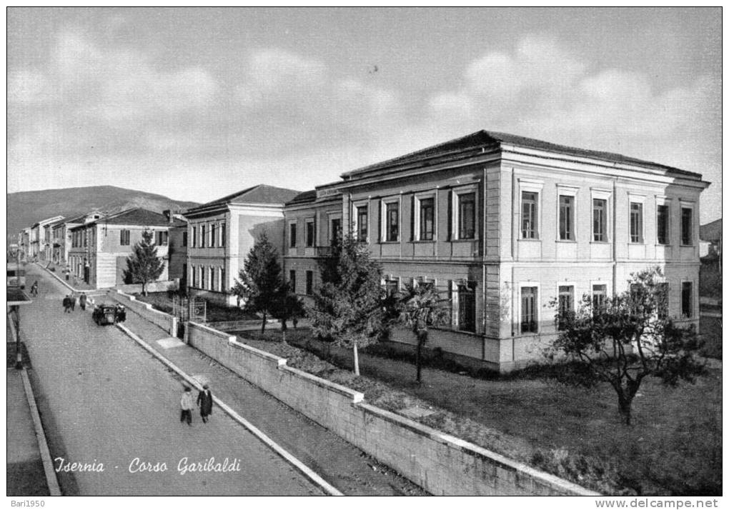 Cartolina  D´epoca     "  Isernia - Corso Garibaldi  " - Isernia