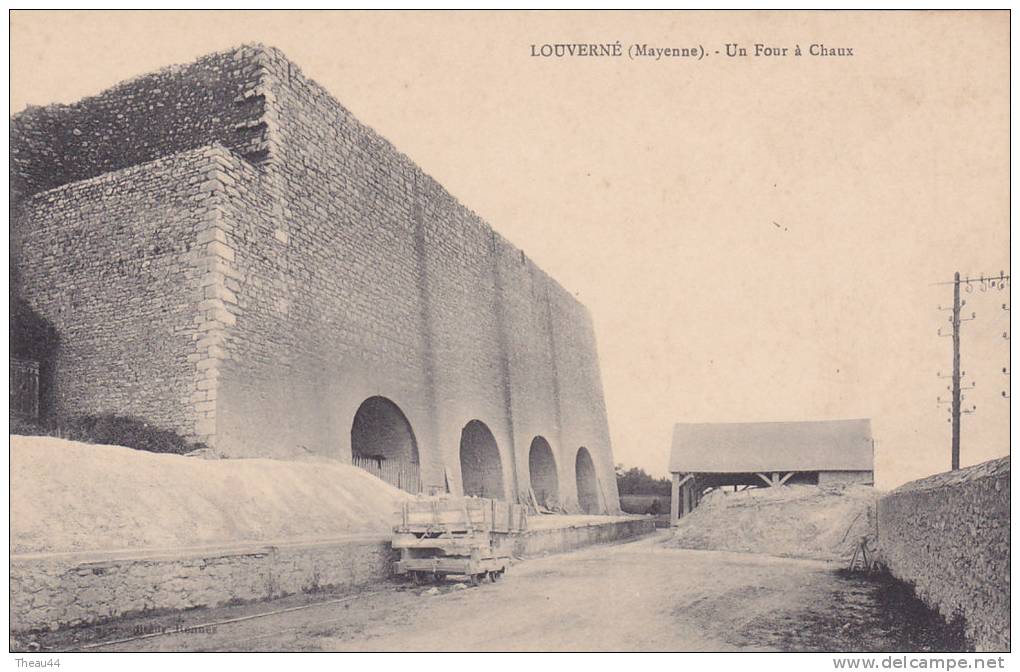 ¤¤  -  LOUVERNE   -  Un Four à Chaux  -  Wagonnet   -  ¤¤ - Louverne