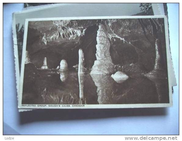 Engeland England Somerset Caves Cheddar Reflected Group - Cheddar