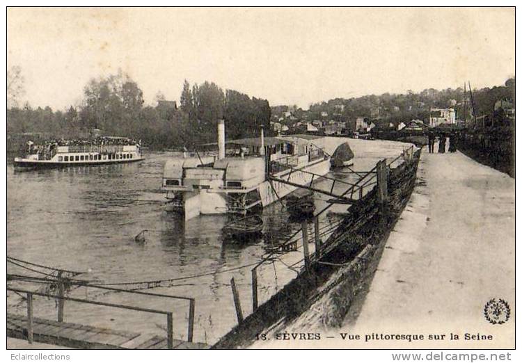 Sèvres          92         Vue Sur La Seine - Sevres