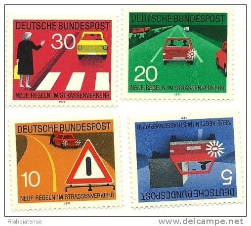 1971 - Germania 534/37 Sicurezza Stradale   ----- - Unfälle Und Verkehrssicherheit