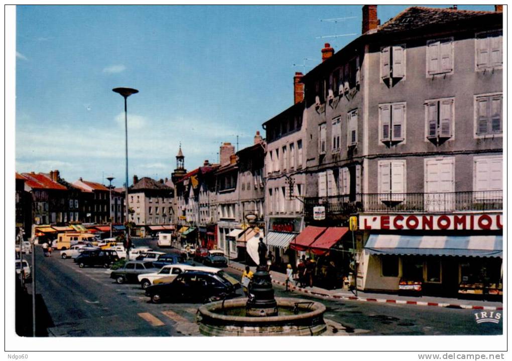 Yssingeaux - Place Du Maréchal Foch - Yssingeaux