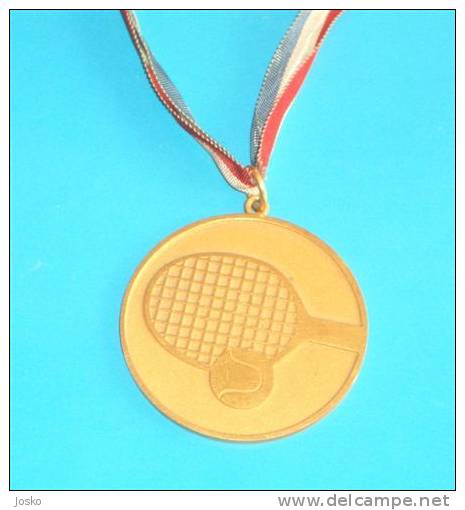 TENNIS MEDAL ( Croatian Old Official Tennis Medal From 1977.  ) * Sport Medaille Tenis - Habillement, Souvenirs & Autres