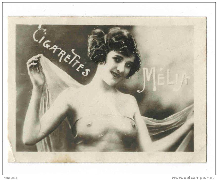 CHROMO CIGARETTES MELIA ALGER PIN UP : "Femme Nue" - Seins Nus - Melia