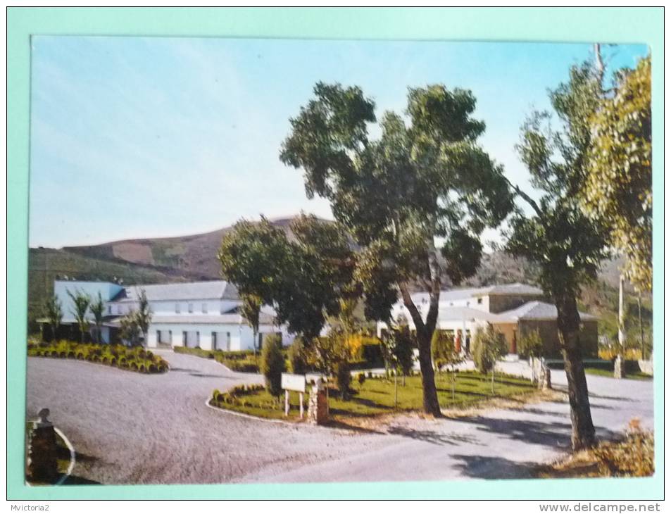 VILLAFRANCA DEL BIERZO - Albergue De Carretera - Andere & Zonder Classificatie